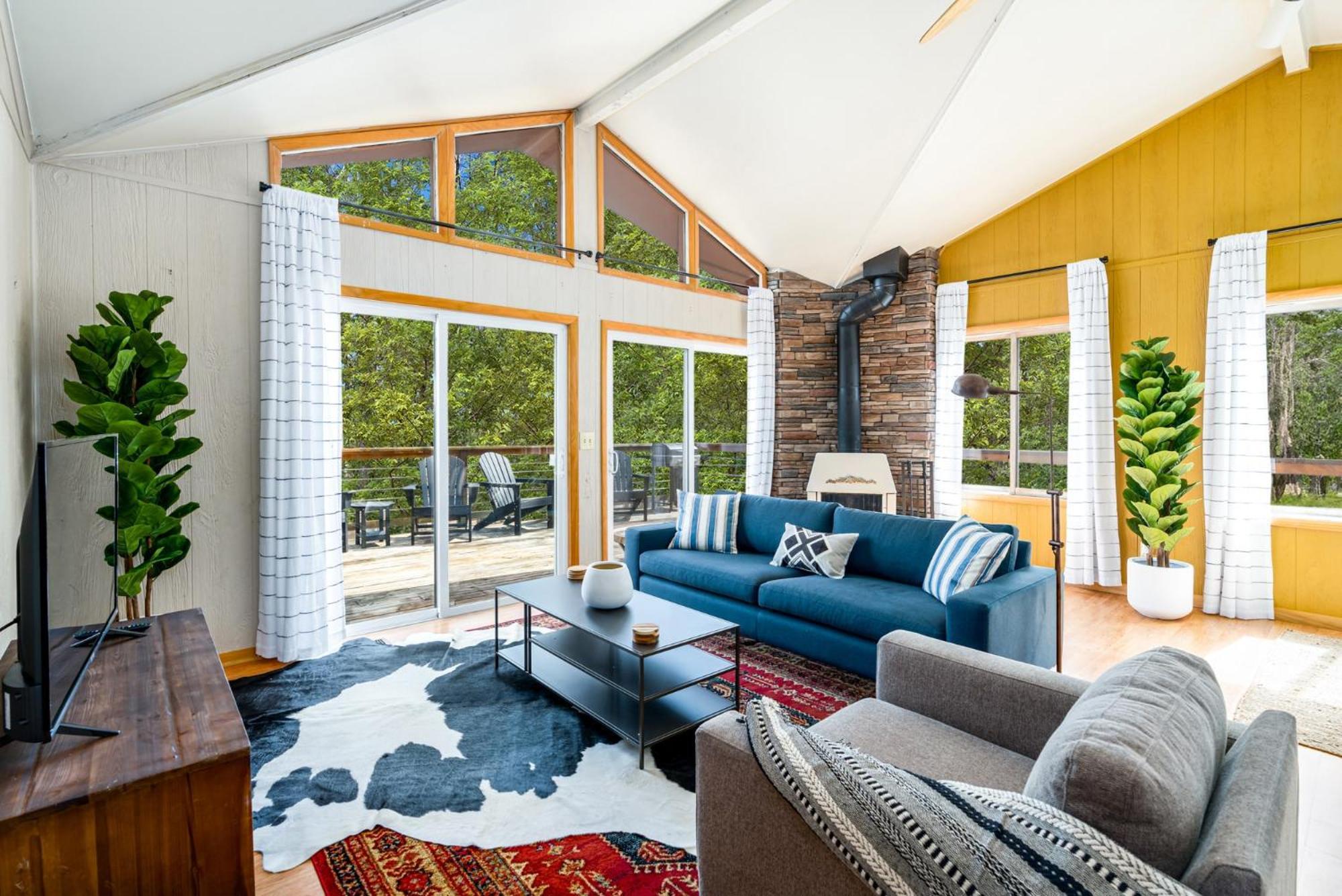 Chalet W Hot Tub, Large Deck, Grill, & Fast Wifi بيركلي سبرينغز المظهر الخارجي الصورة